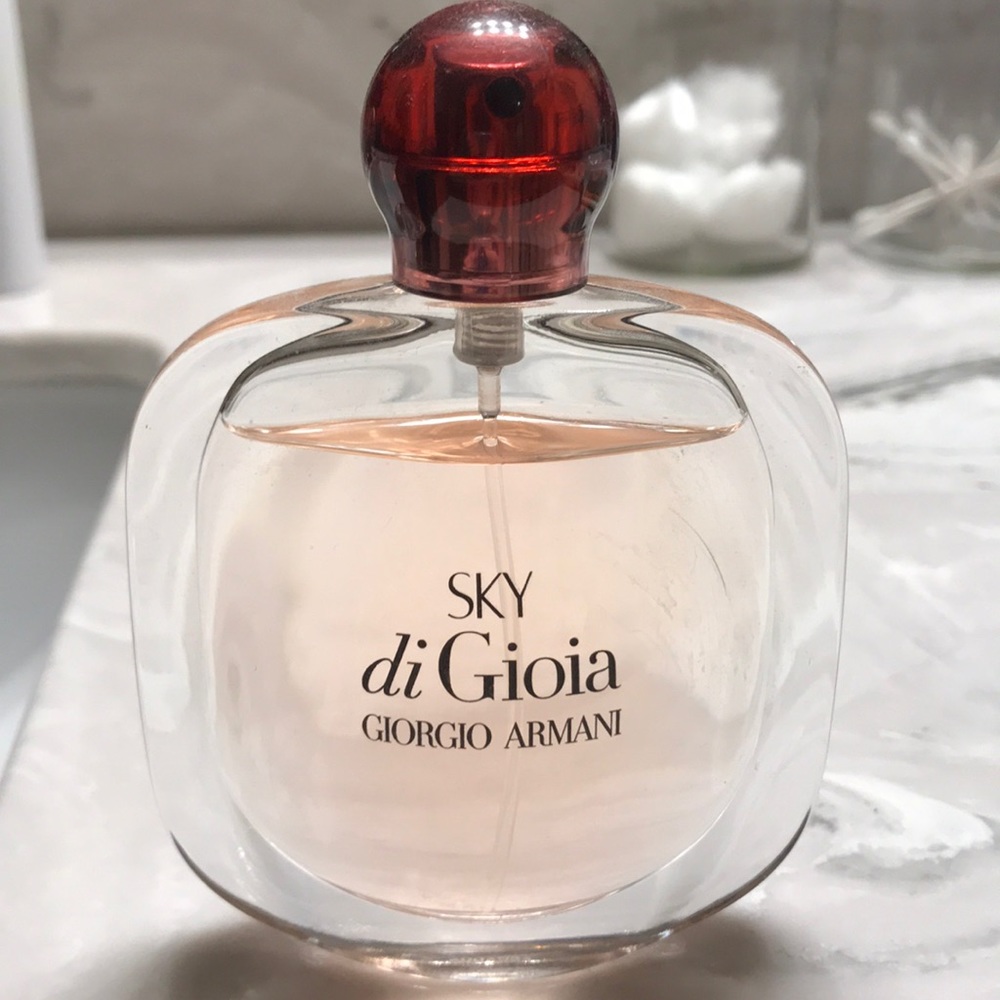 Giorgio Armani “Sky do Gioia”
